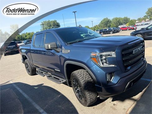 Used 2021 GMC Sierra 1500 Elevation w/ LPO, Elevation Black Package AWD/4WD image 1