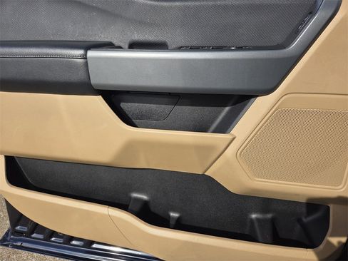 Used 2023 Ford F150 XLT image 16