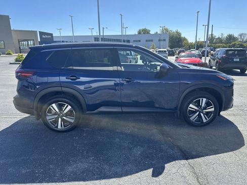 Certified 2024 Nissan Rogue SL image 33