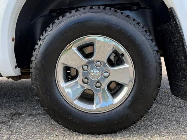 Used 2012 RAM 1500 Laramie AWD/4WD image 27