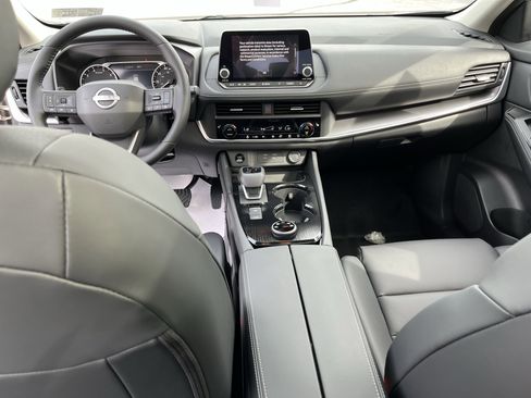 New 2026 Nissan Rogue SV w/ SV Premium Package image 17