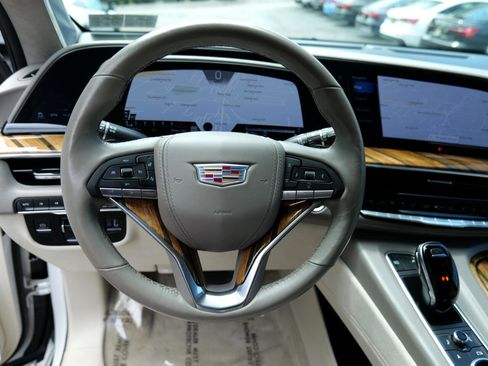 Used 2021 Cadillac Escalade Sport Platinum image 19