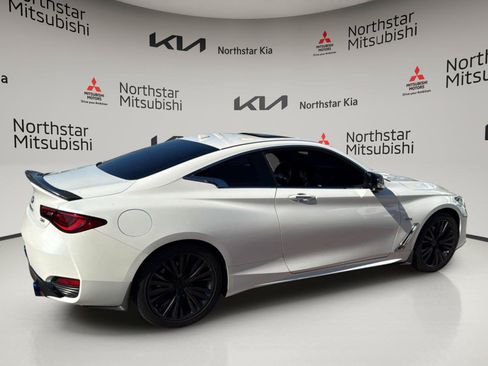 Used 2019 INFINITI Q60 3.0t Luxe w/ Essential Package AWD/4WD image 7