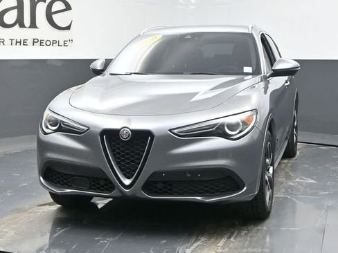 Used 2020 Alfa Romeo Stelvio Ti image 7