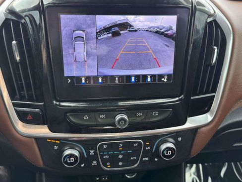 Used 2020 Chevrolet Traverse High Country AWD/4WD image 27