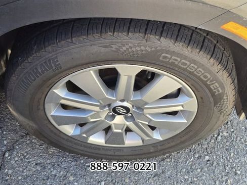 Used 2024 Hyundai Palisade SEL FWD image 9