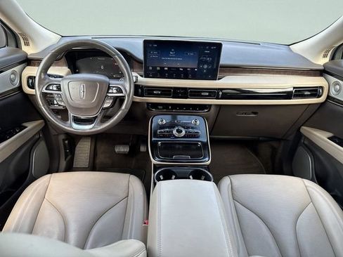 Certified 2022 Lincoln Nautilus Reserve w/ Equipment Group 202A image 25