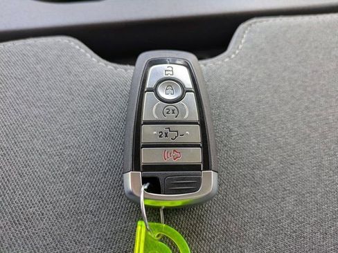 New 2026 Ford F250 XLT w/ XLT Premium Package AWD/4WD image 28