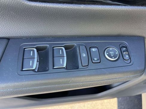 Used 2023 Honda CR-V EX-L image 16