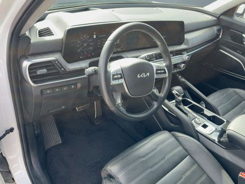 Used 2024 Kia Telluride SX Prestige image 4