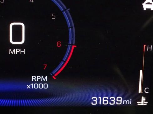 Used 2024 Chevrolet Trax ACTIV w/ Sunroof Package image 34