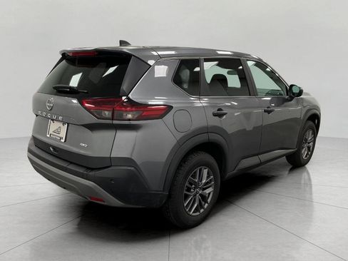 Used 2023 Nissan Rogue S AWD/4WD image 4