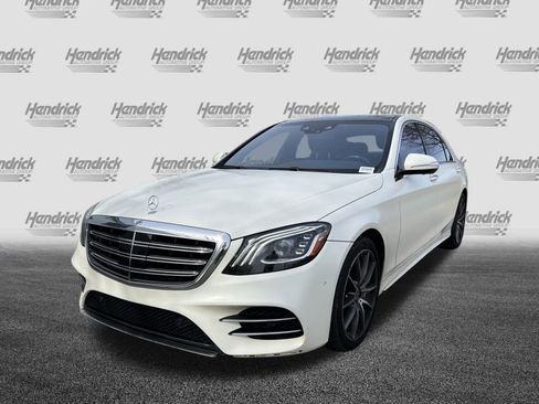 Used 2019 Mercedes-Benz S 560 4MATIC Sedan image 5