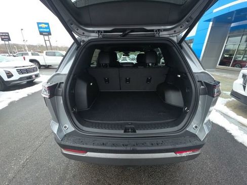 New 2026 Chevrolet Equinox LT w/ Convenience Package II image 26