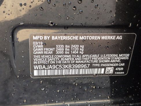 Used 2019 BMW 530e w/ Convenience Package image 33