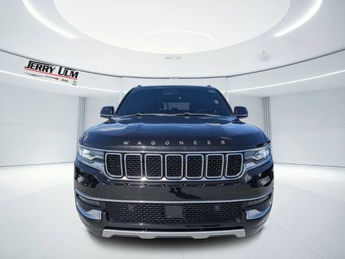 Used 2022 Jeep Wagoneer Series II RWD image 8