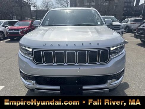 Used 2022 Jeep Wagoneer Series II AWD/4WD image 12