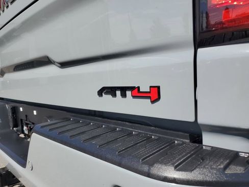 Used 2025 GMC Sierra 1500 AT4 w/ AT4 Premium Package AWD/4WD image 7