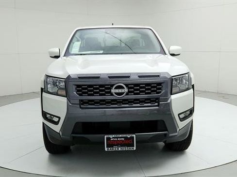 Certified 2025 Nissan Frontier SV w/ SV Convenience Package RWD image 2