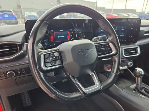 Used 2025 Ford Mustang Premium RWD image 17