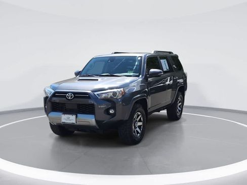Used 2021 Toyota 4Runner TRD Off-Road Premium AWD/4WD image 4