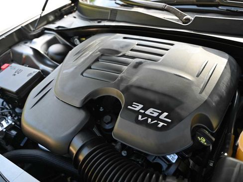 Used 2011 Dodge Charger SE w/ Connectivity Group RWD image 19