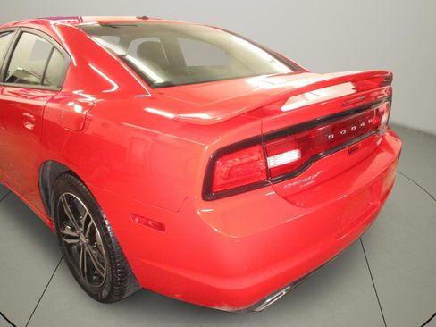 Used 2014 Dodge Charger R/T image 27