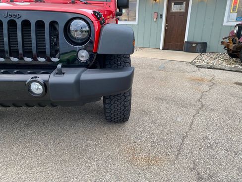 Used 2015 Jeep Wrangler Sport AWD/4WD image 53