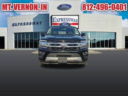 Used 2024 Ford Expedition Limited image 4