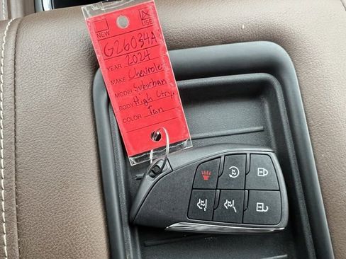 Used 2024 Chevrolet Suburban High Country image 45