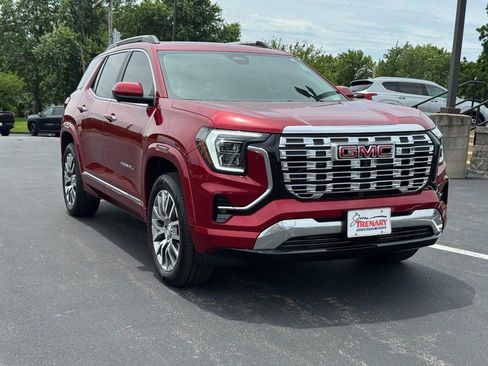 Used 2026 GMC Terrain Denali AWD/4WD image 2