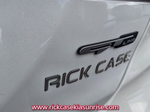 Used 2022 Kia Forte GT-Line w/ GT-Line Premium Package FWD image 8