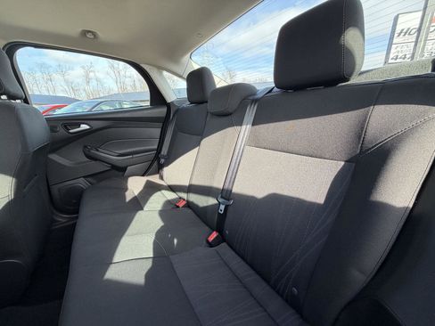 Used 2018 Ford Focus SEL image 16