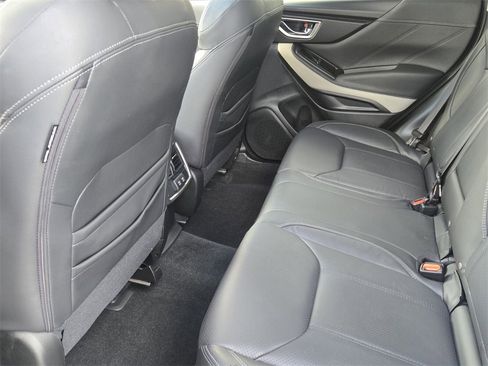 Used 2023 Subaru Forester Limited image 12