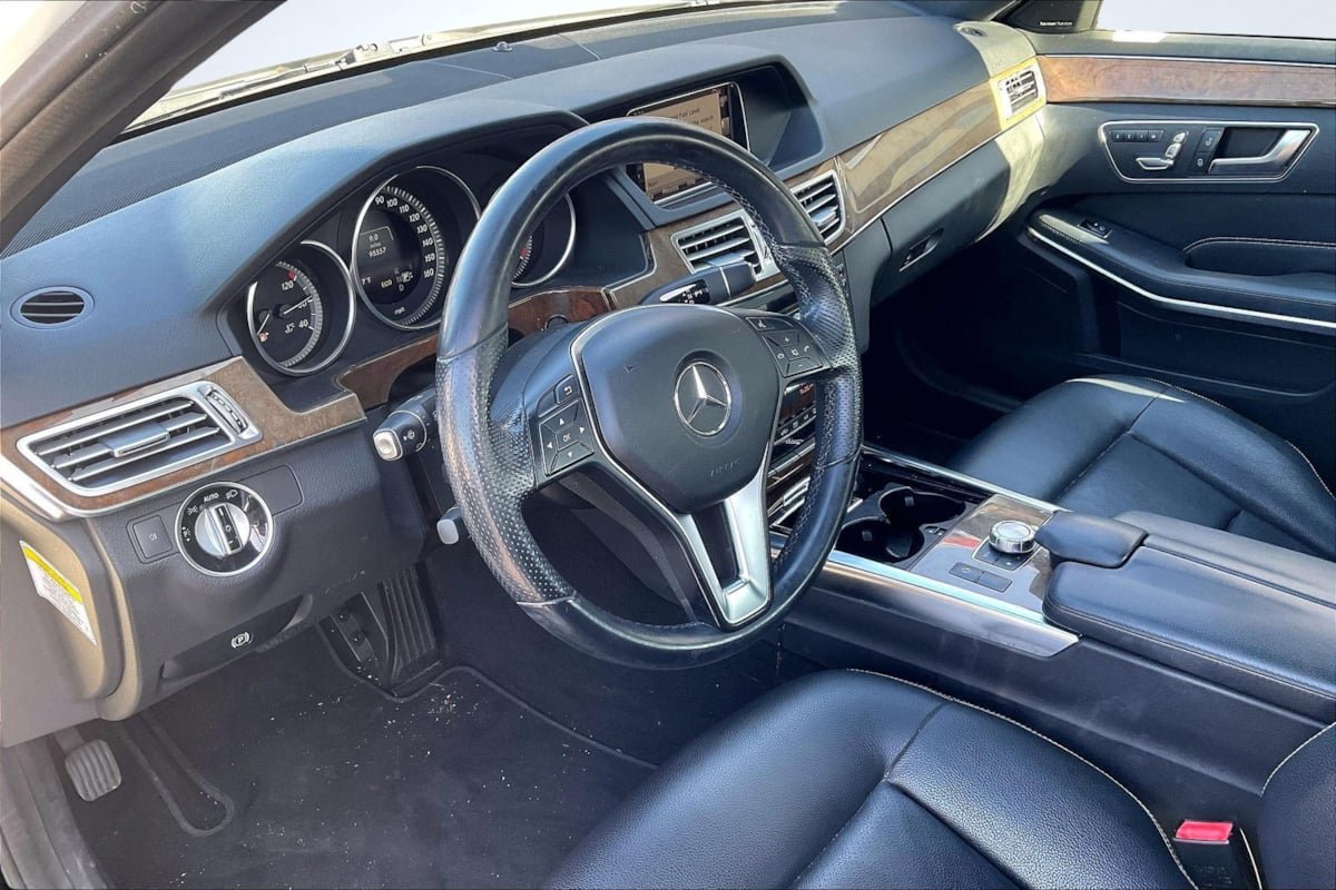 Used 2014 Mercedes-Benz E 350 Sedan image 14
