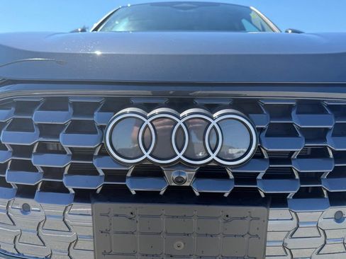 Used 2025 Audi Q5 Premium Plus w/ Premium Plus AWD/4WD image 18
