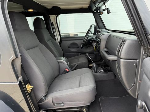 Used 2006 Jeep Wrangler Rubicon AWD/4WD image 14