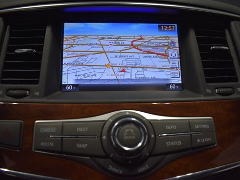 Used 2017 INFINITI QX80 4WD w/ Deluxe Technology Package image 25