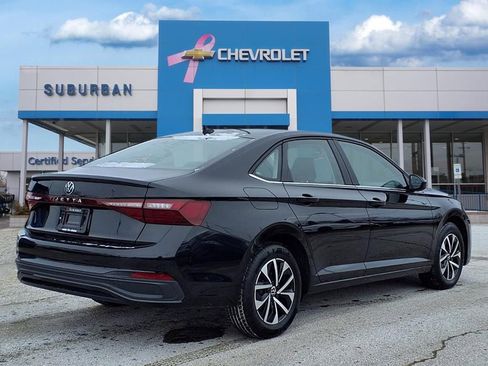 Used 2025 Volkswagen Jetta S image 5