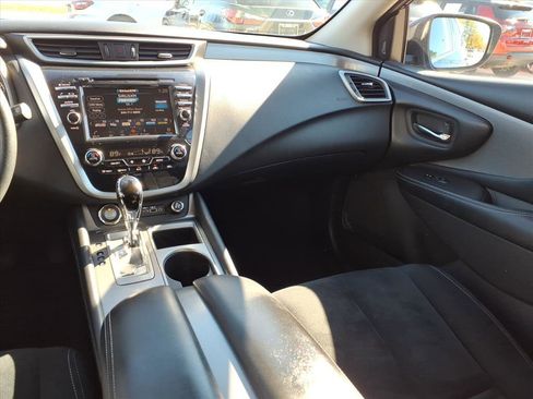 Used 2021 Nissan Murano SV image 10