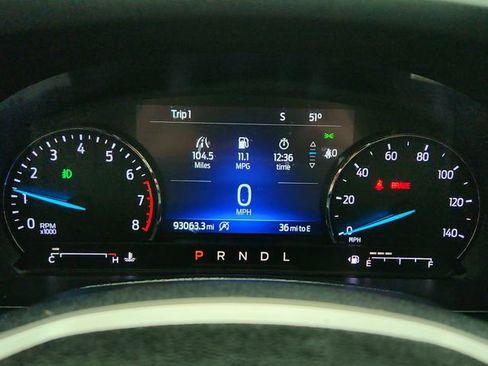 Used 2022 Ford Explorer XLT w/ Equipment Group 202A AWD/4WD image 13