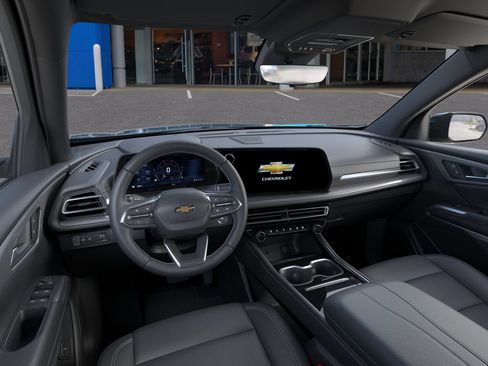 New 2026 Chevrolet Traverse LT FWD image 15