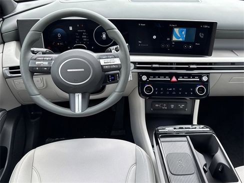 New 2026 Hyundai Tucson Limited image 16