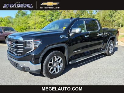 Certified 2022 GMC Sierra 1500 SLT w/ SLT Premium Plus Package