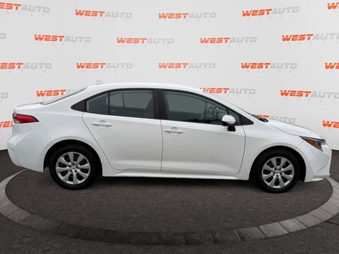 Used 2024 Toyota Corolla LE FWD image 6