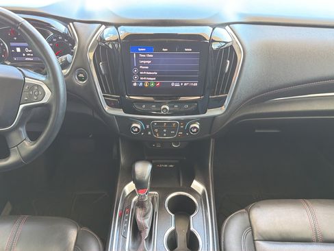 Used 2023 Chevrolet Traverse RS w/ LPO, Floor Liner Package AWD/4WD image 8