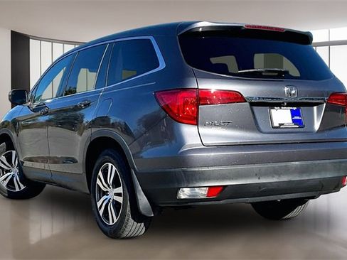 Used 2017 Honda Pilot EX-L image 4