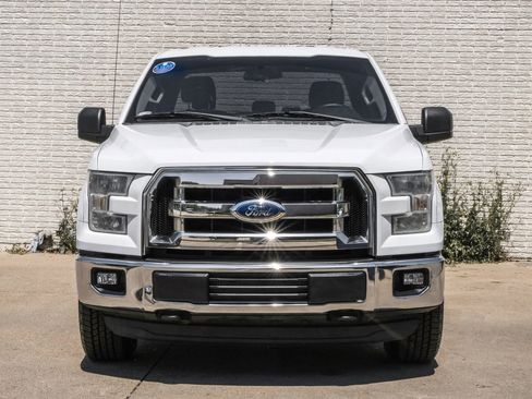 Used 2015 Ford F150 XLT image 4