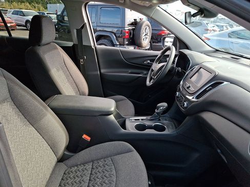Used 2024 Chevrolet Equinox LT image 12
