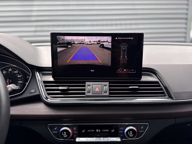 Used 2023 Audi Q5 2.0T Premium AWD/4WD image 28